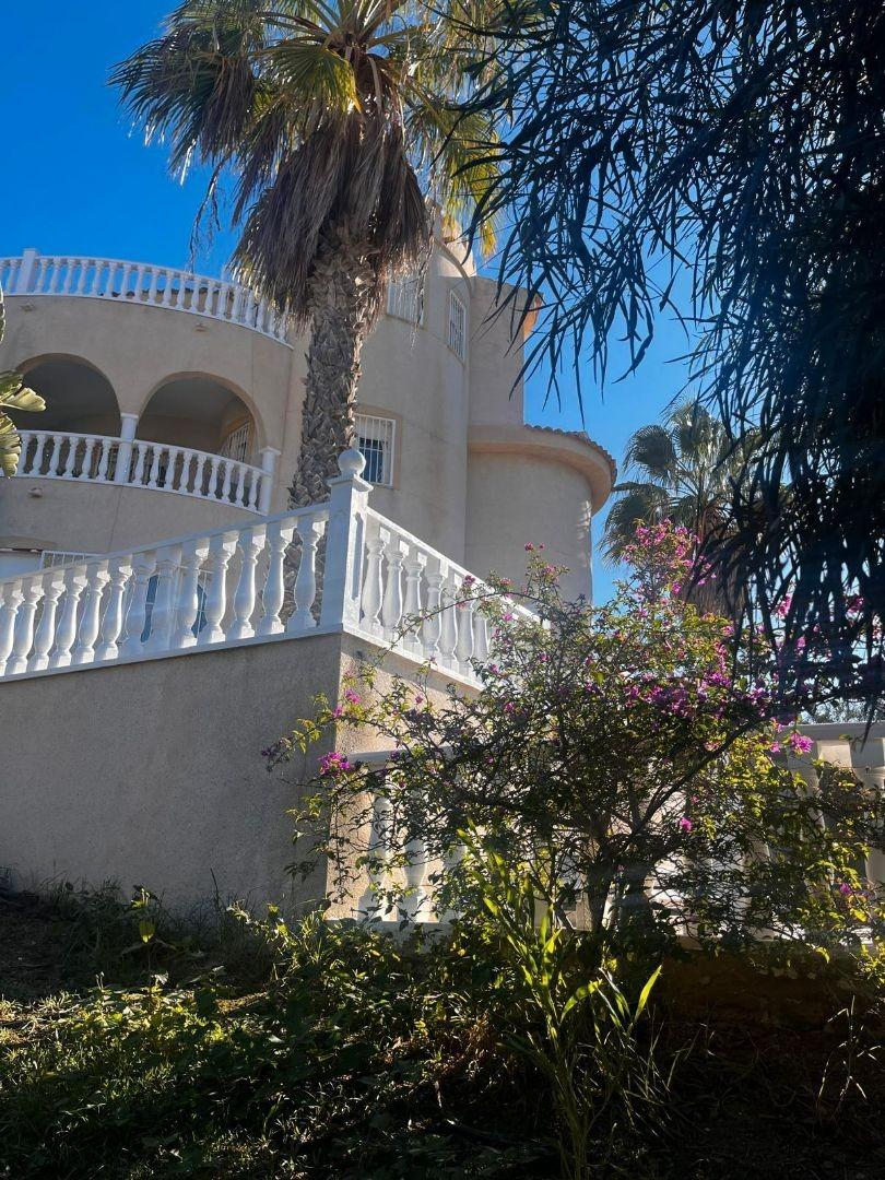 7-Bedroom Villa in La Marquesa, Rojales - Image 36