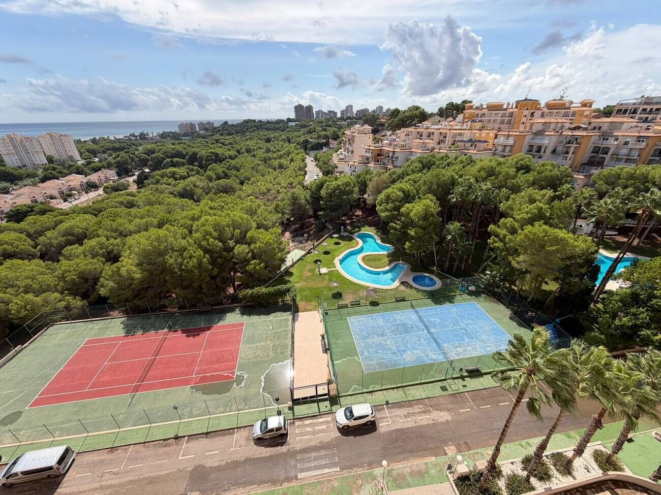 2-Bedroom Apartment in Las Ramblas, Orihuela Costa - Image 11
