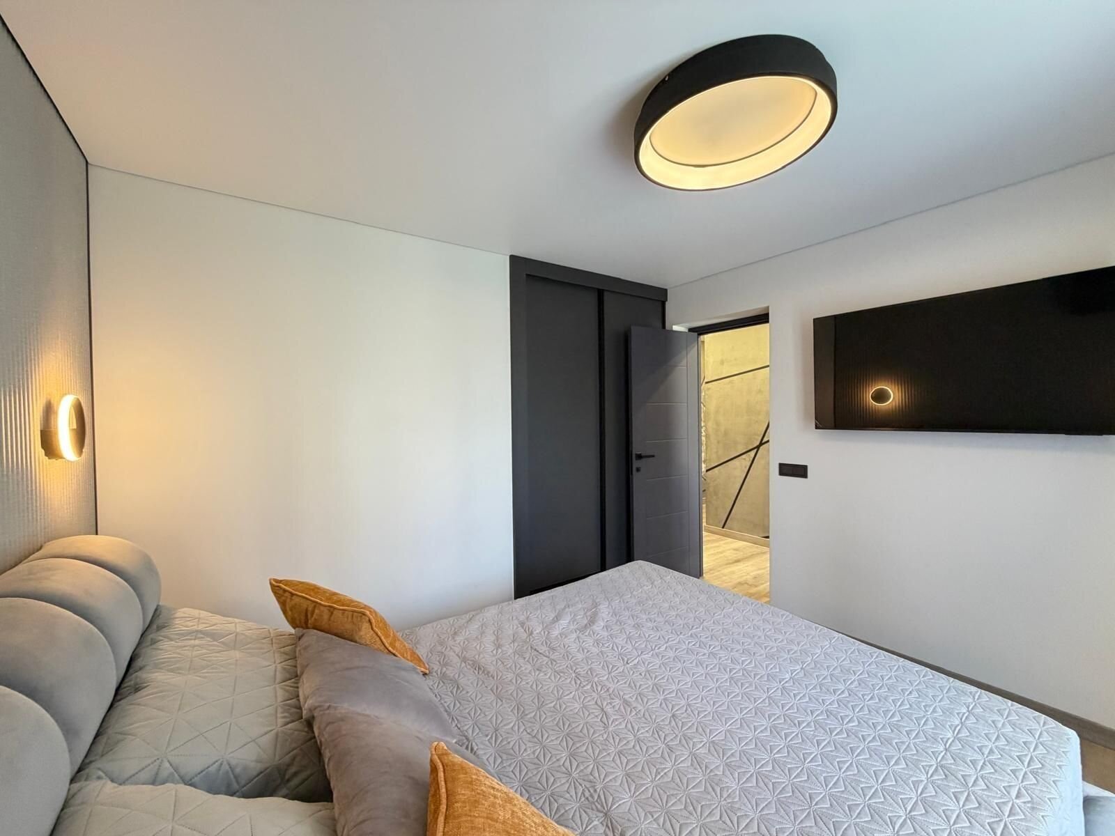 4-Bedroom Villa in Punta Prima, Torrevieja - Image 33