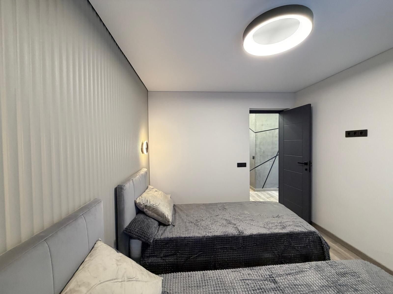 4-Bedroom Villa in Punta Prima, Torrevieja - Image 39