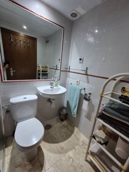 2-Bedroom Apartment in Villamartín-las Filipinas, Orihuela Costa - Image 15
