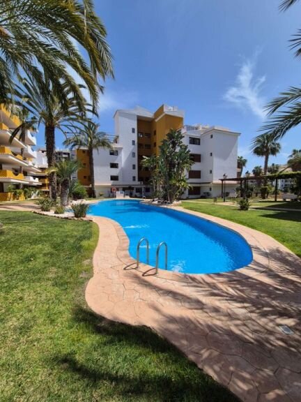 2-Bedroom Apartment in Villamartín-las Filipinas, Orihuela Costa - Image 19