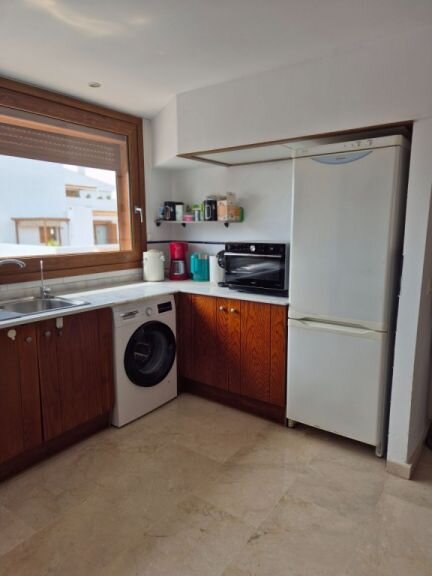 2-Bedroom Apartment in Villamartín-las Filipinas, Orihuela Costa - Image 5