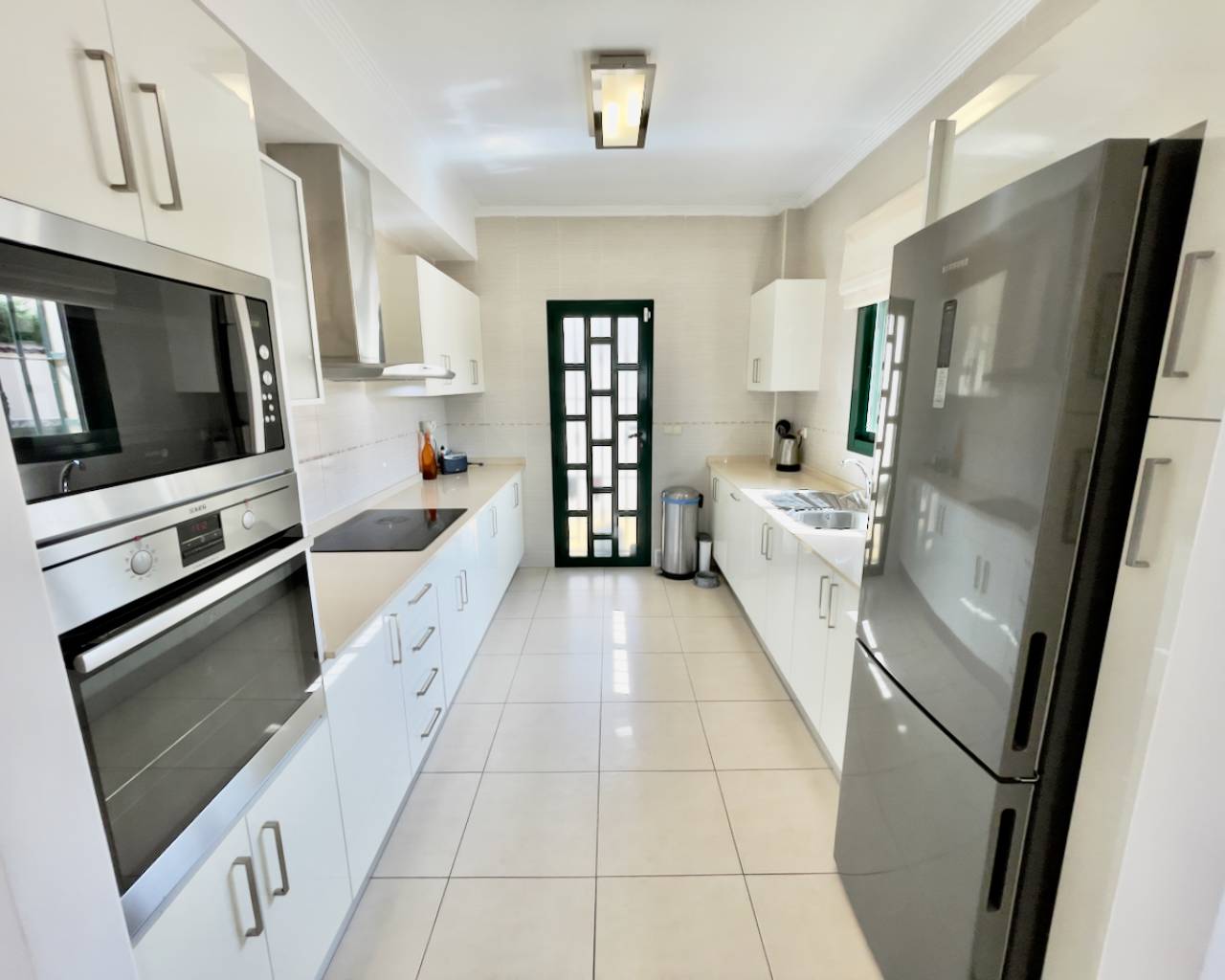 4-Bedroom Villa in Rojales - Image 3