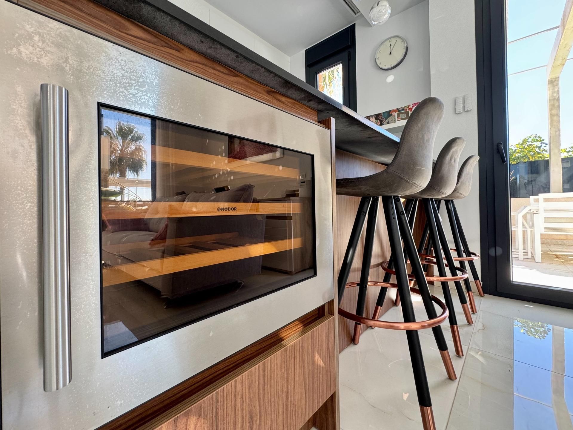 4-Bedroom Villa in Lomas de Cabo Roig, Orihuela Costa - Image 6