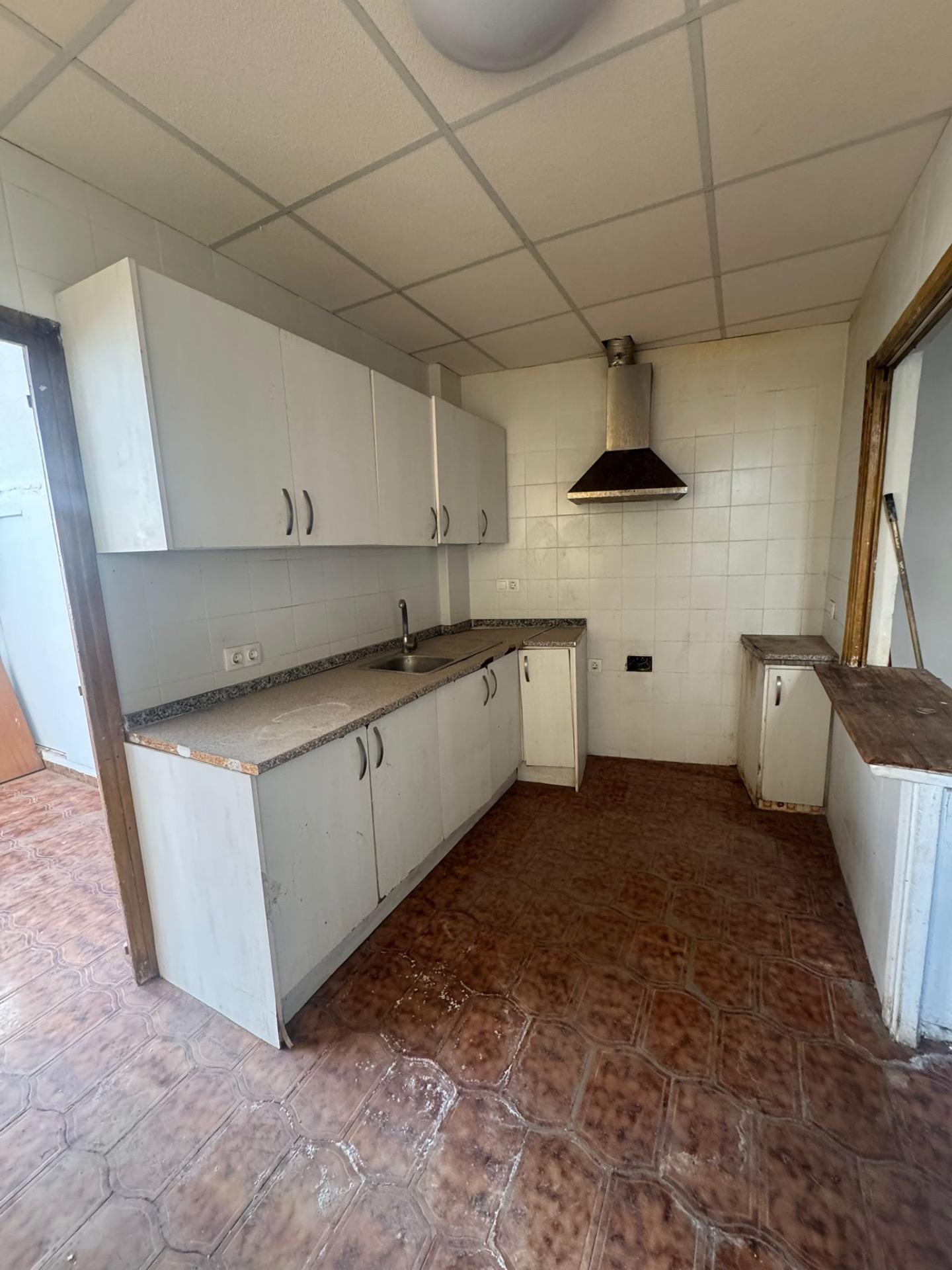 5-Bedroom Apartment in Guardamar del Segura - Image 22