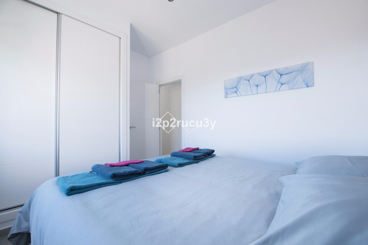 4-Bedroom Detached House in  Calpe | Sunny Casas - Costa ... - Image 12