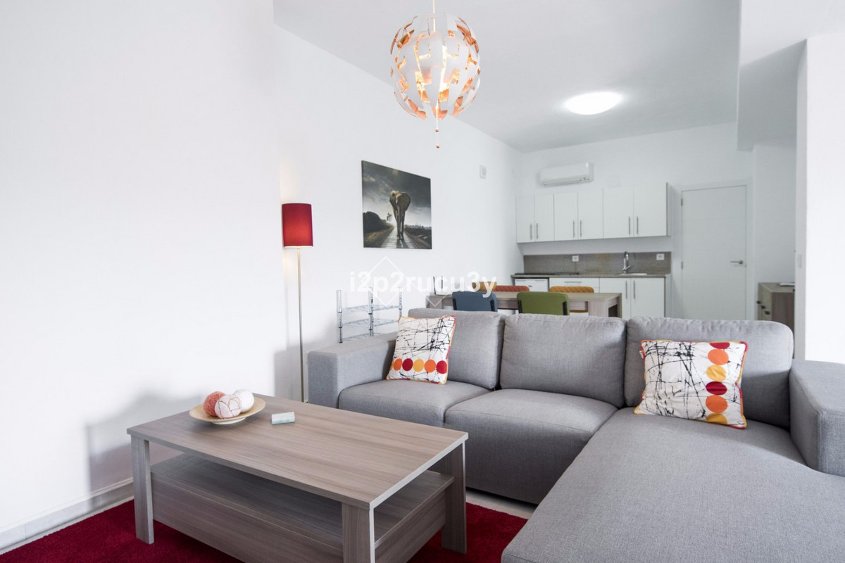 4-Bedroom Detached House in  Calpe | Sunny Casas - Costa ... - Image 18