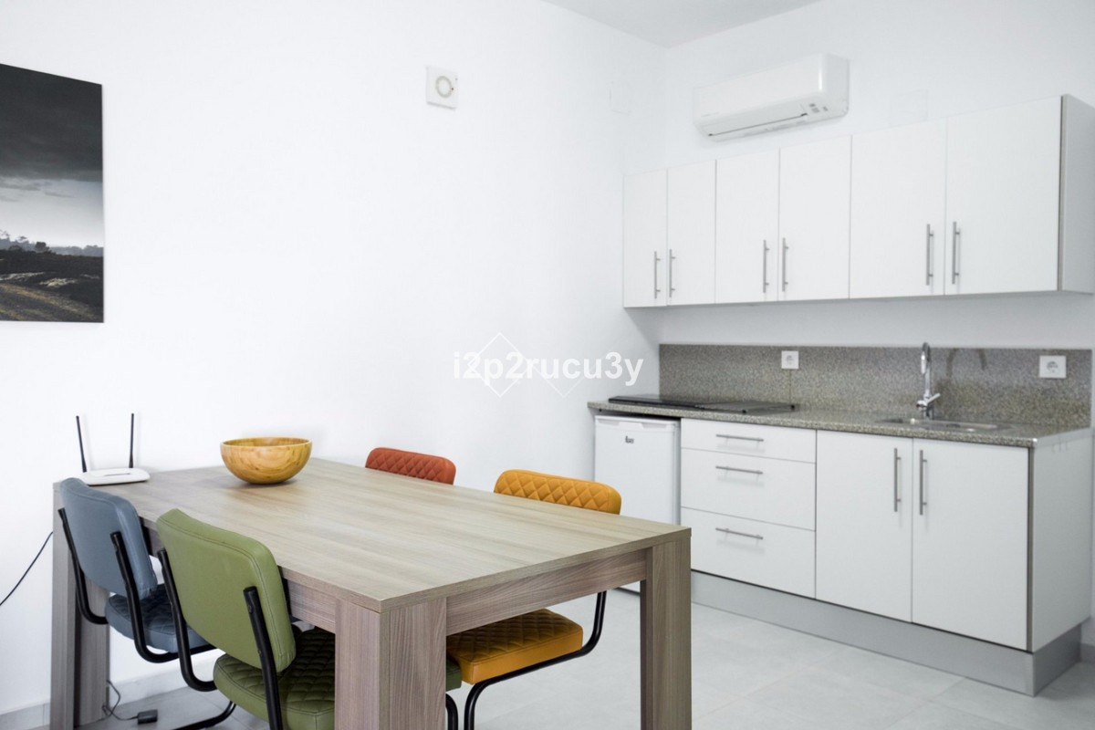 4-Bedroom Detached House in  Calpe | Sunny Casas - Costa ... - Image 20