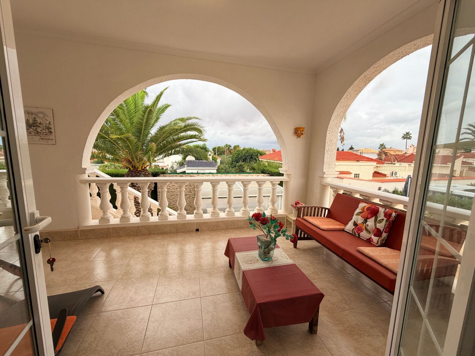 5-Bedroom Villa in Centro de la Ciudad Quesada, Rojales - Image 12