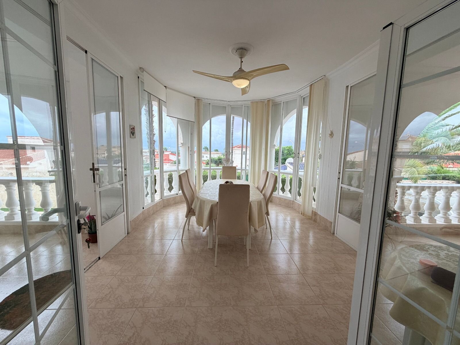 5-Bedroom Villa in Centro de la Ciudad Quesada, Rojales - Image 27