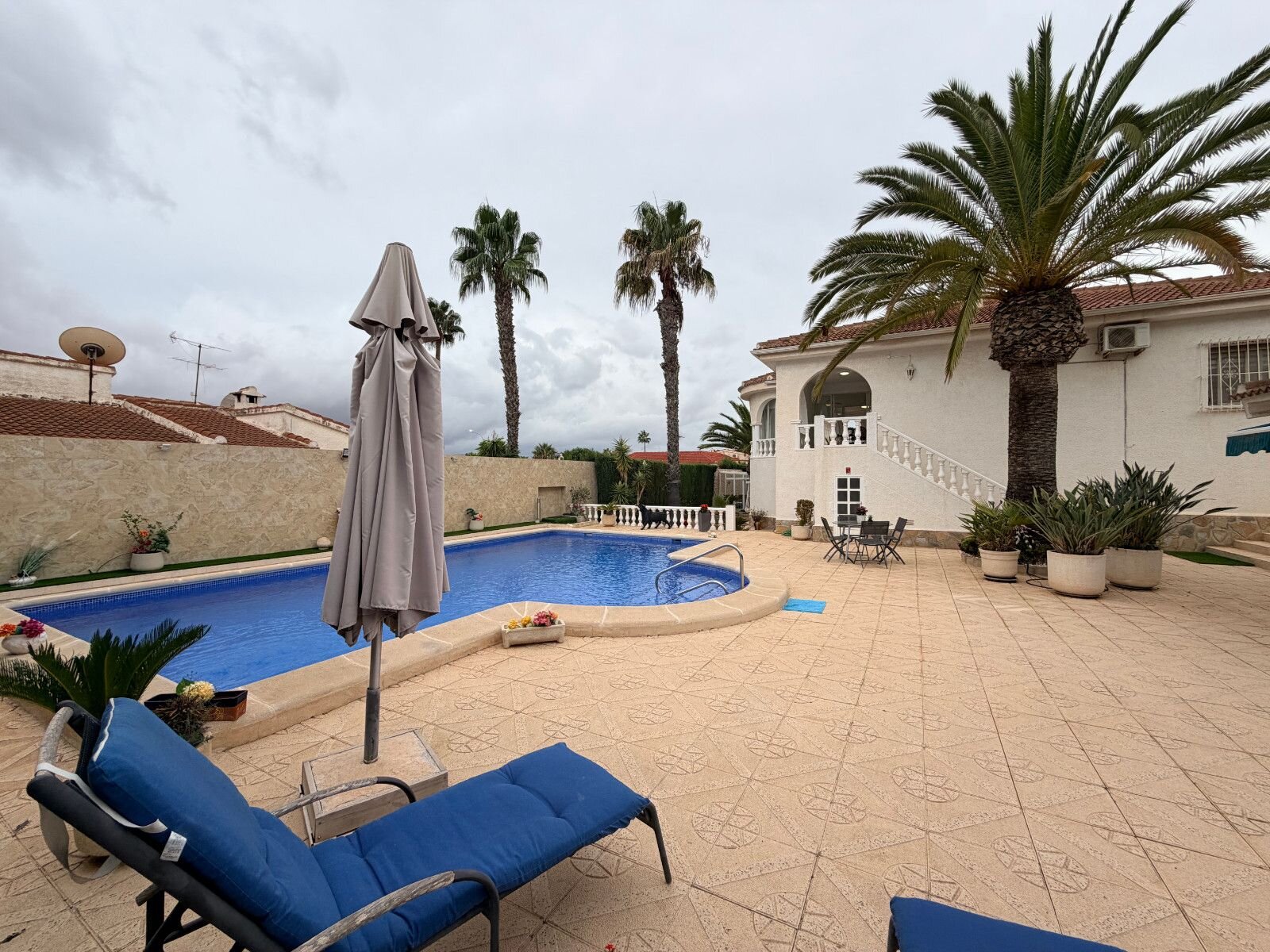 5-Bedroom Villa in Centro de la Ciudad Quesada, Rojales - Image 45