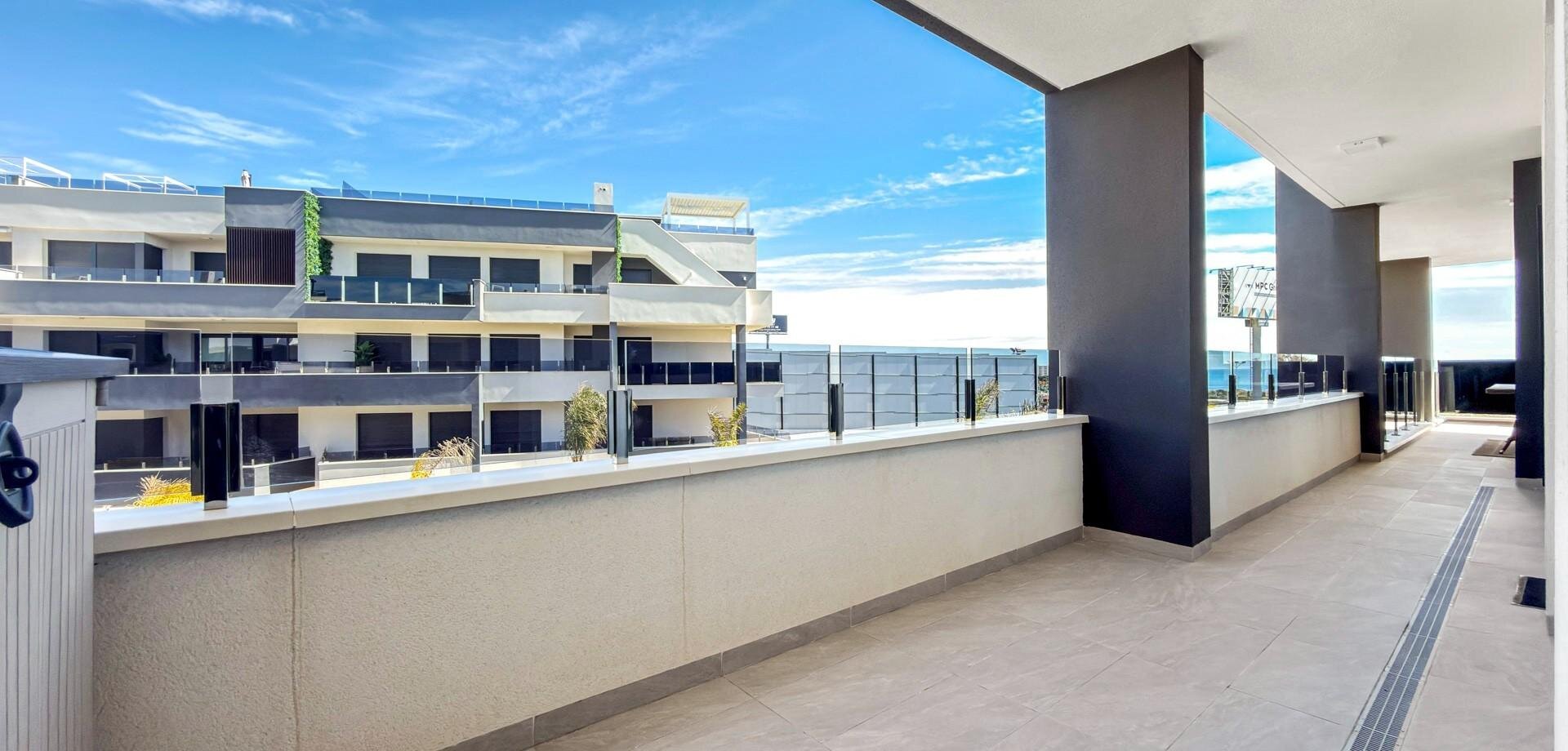 Appartement met 3 Slaapkamers in Punta Prima, Orihuela Costa - Image 21