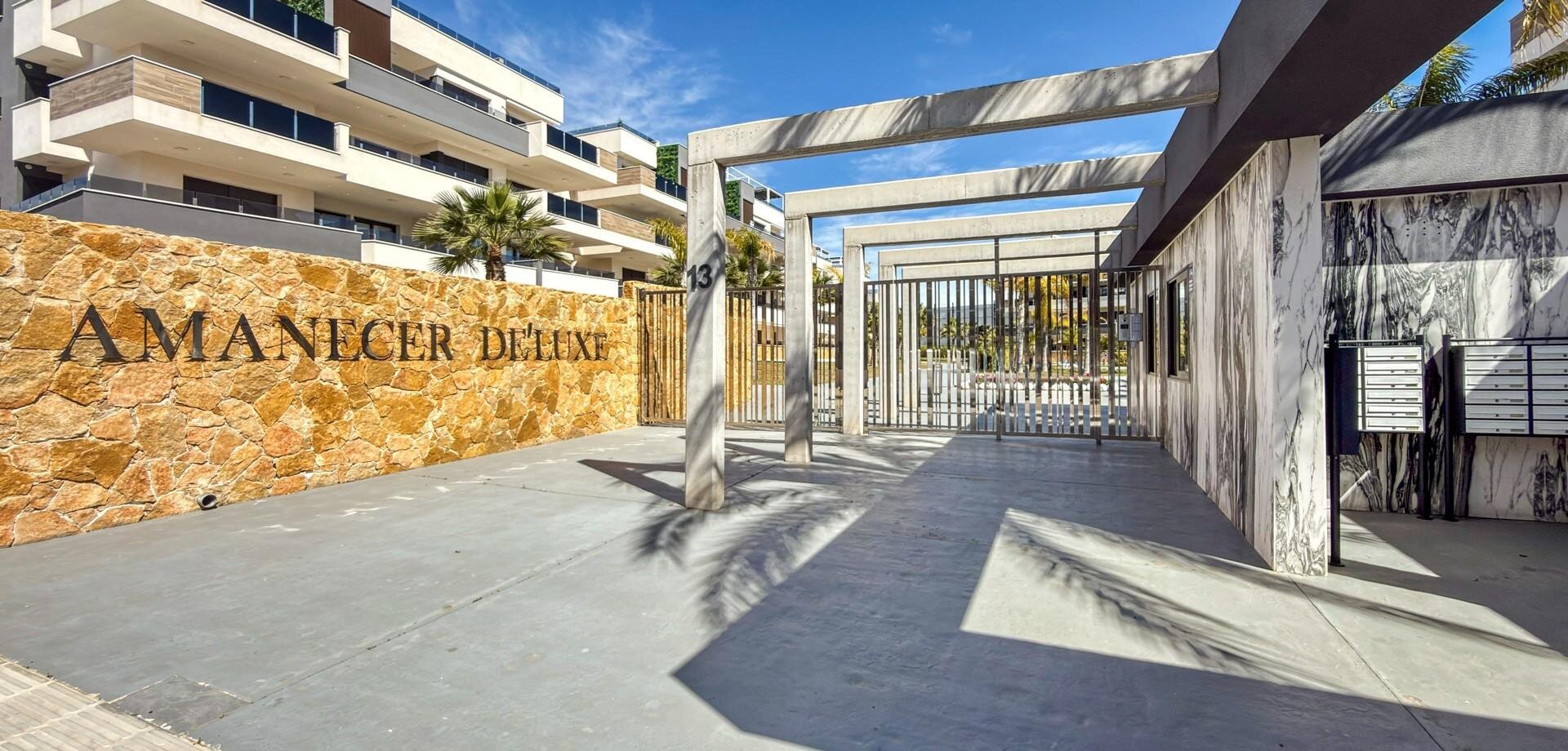 Appartement met 3 Slaapkamers in Punta Prima, Orihuela Costa - Image 22