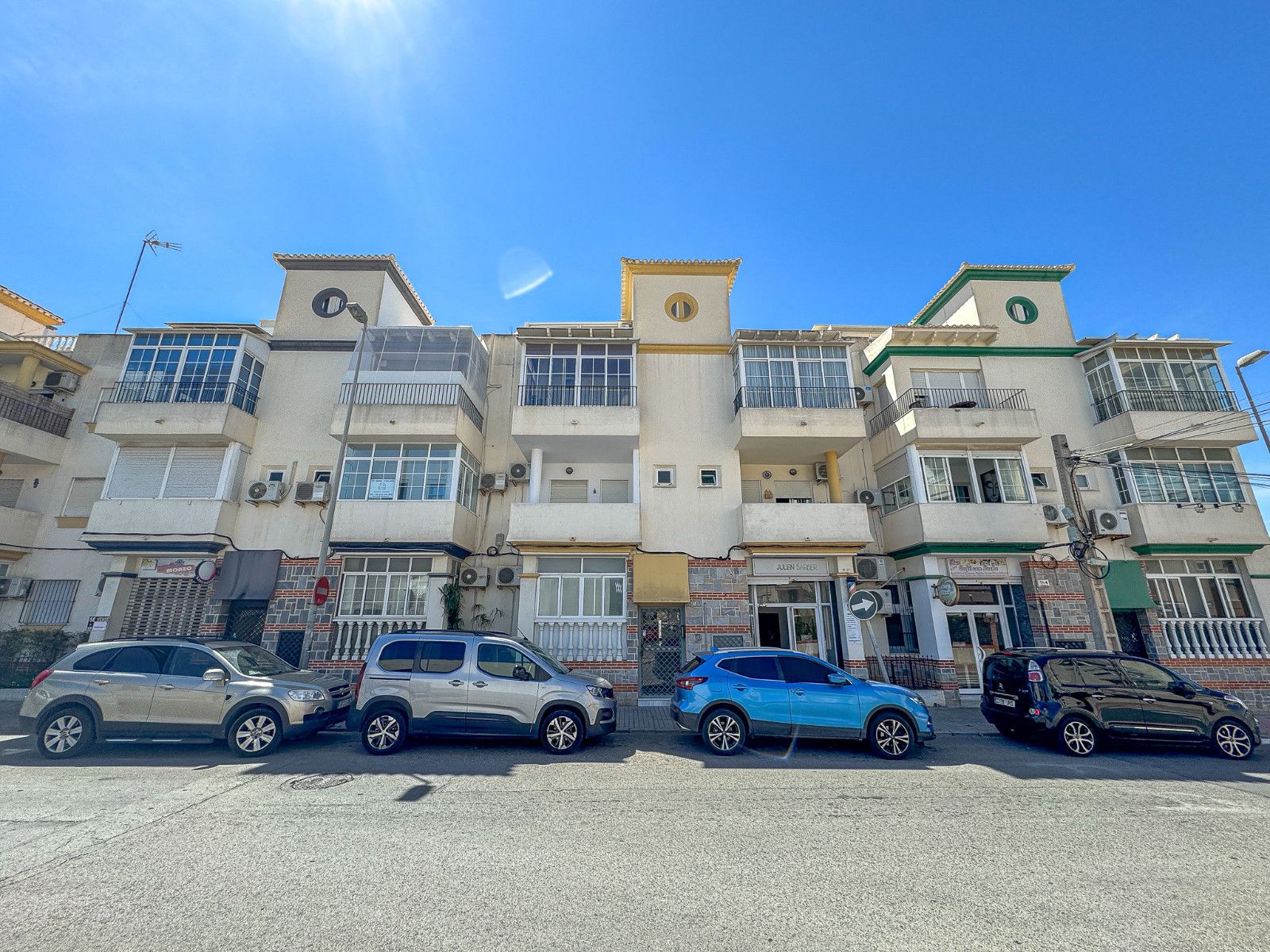 2-Bedroom Apartment in Playa del Cura, Torrevieja - Image 1