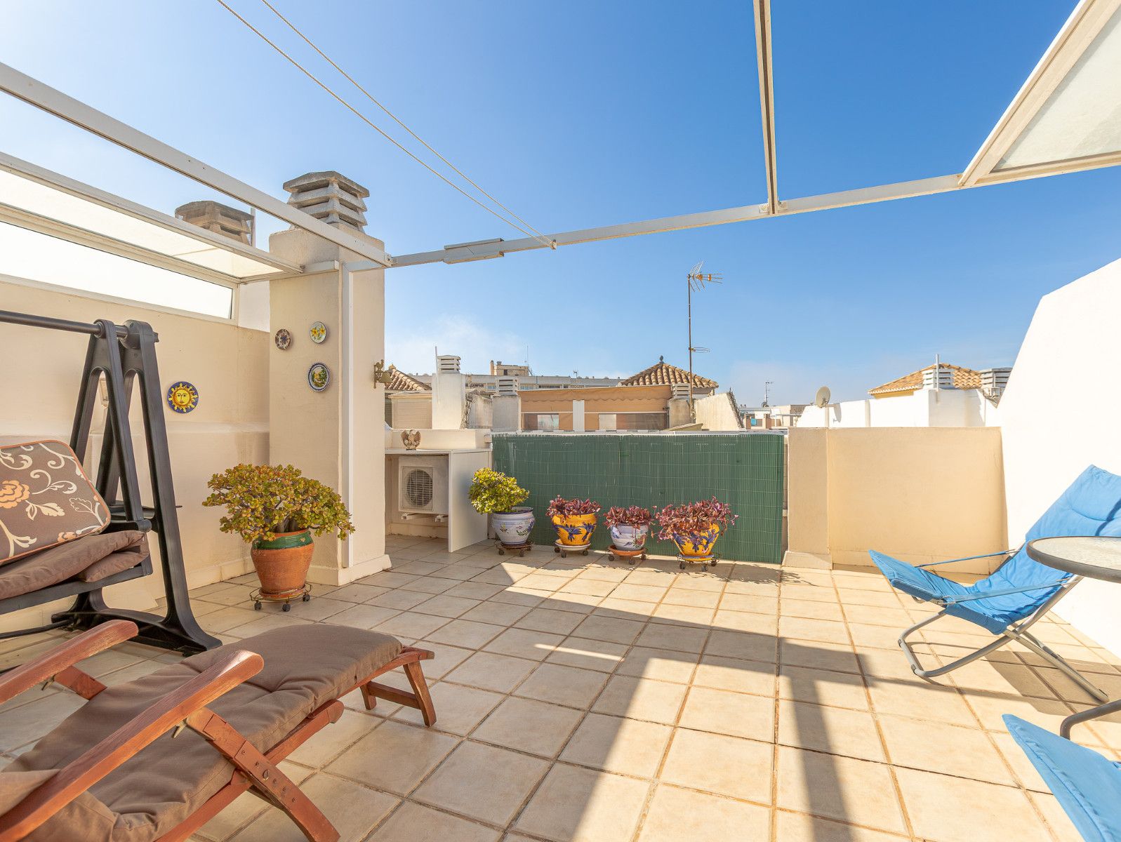 2-Bedroom Apartment in Playa del Cura, Torrevieja - Image 17
