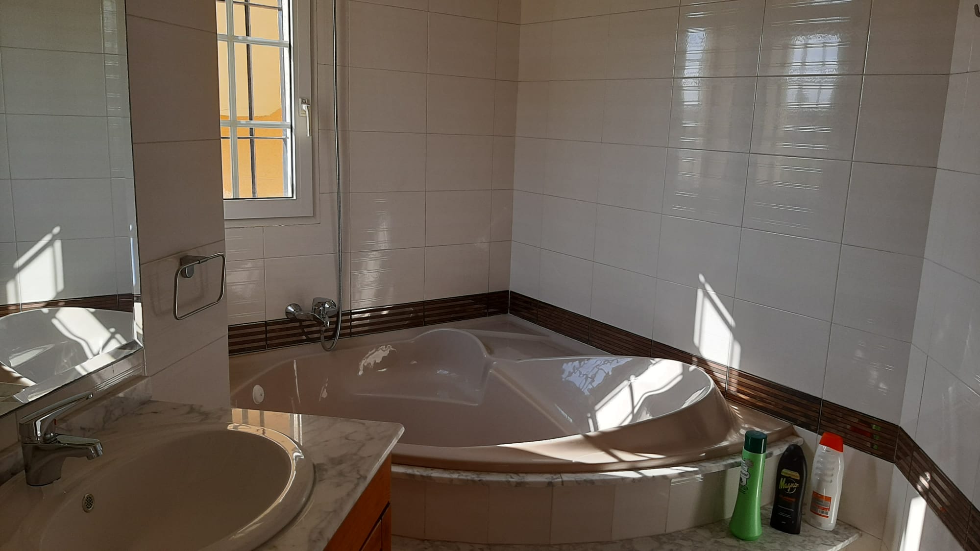 3-Bedroom Townhouse in San Javier - Image 11