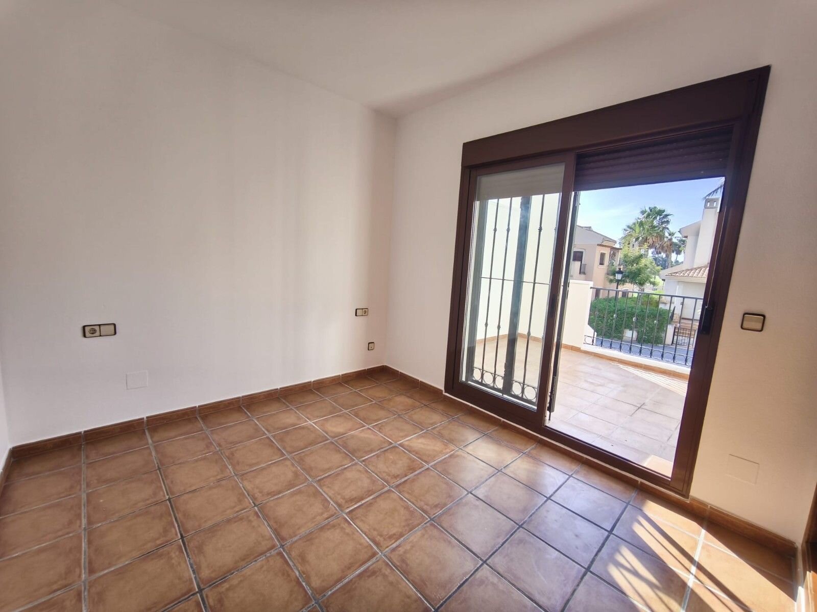 Bungalow met 3 Slaapkamers in Comunidad Valenciana, Algorfa - Image 11