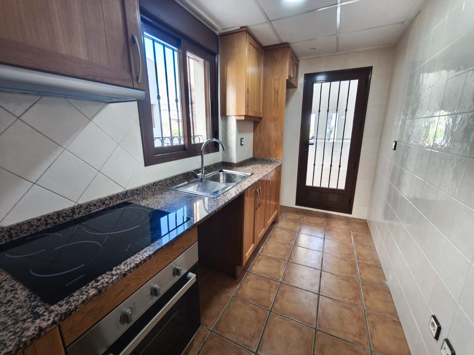 Bungalow met 3 Slaapkamers in Comunidad Valenciana, Algorfa - Image 7