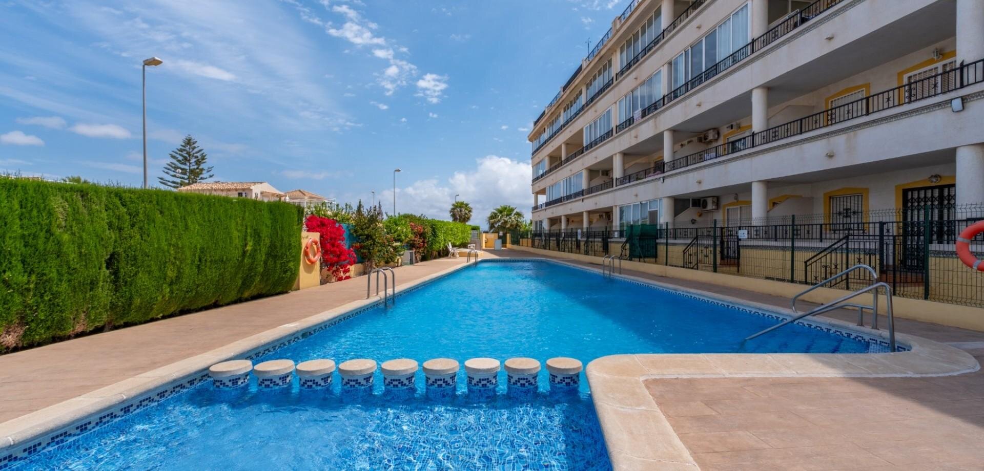 Appartement met 2 Slaapkamers in Punta Prima, Orihuela Costa - Image 17