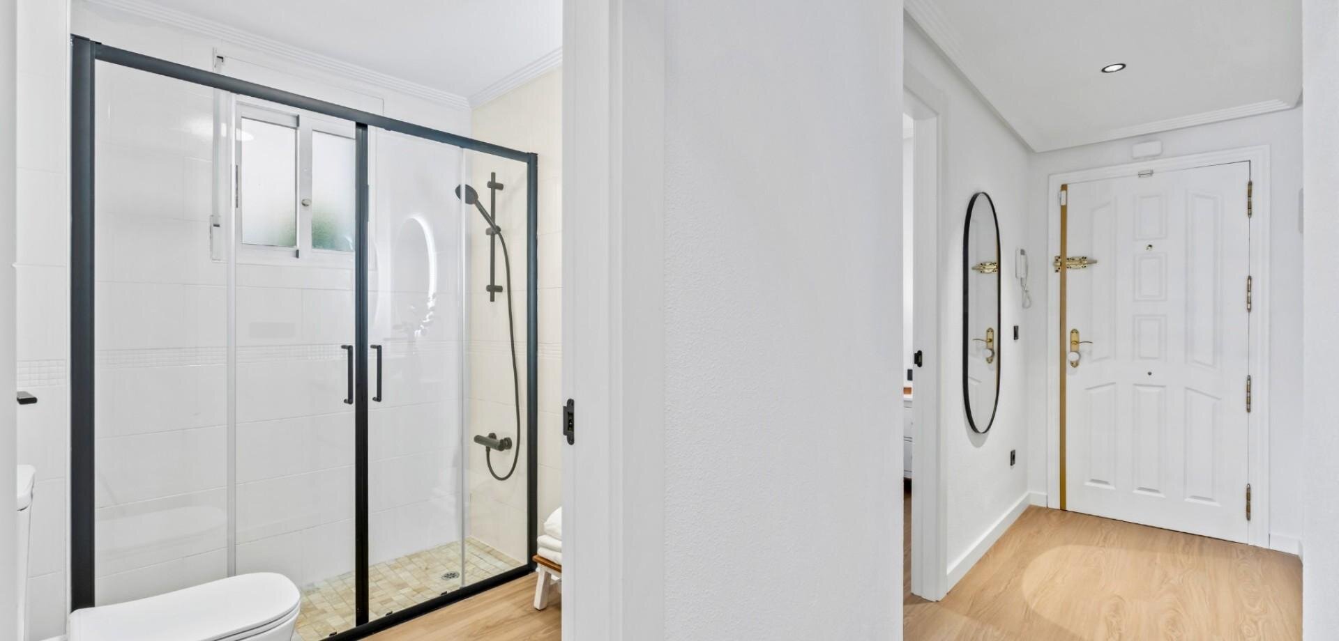 Appartement met 2 Slaapkamers in Punta Prima, Orihuela Costa - Image 24