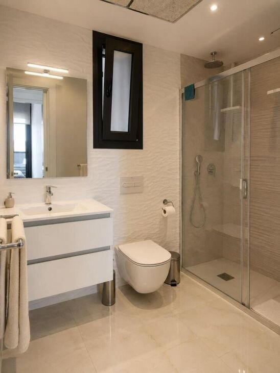 2-Bedroom Apartment in Lomas de Cabo Roig, Orihuela Costa - Image 10