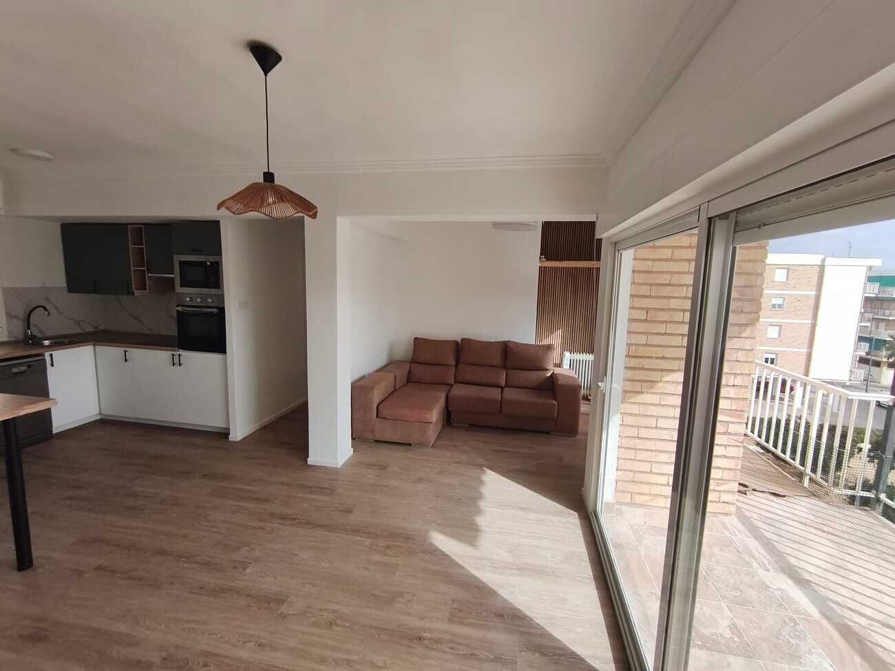 3-Bedroom Penthouse in Punta Prima, Torrevieja - Image 8