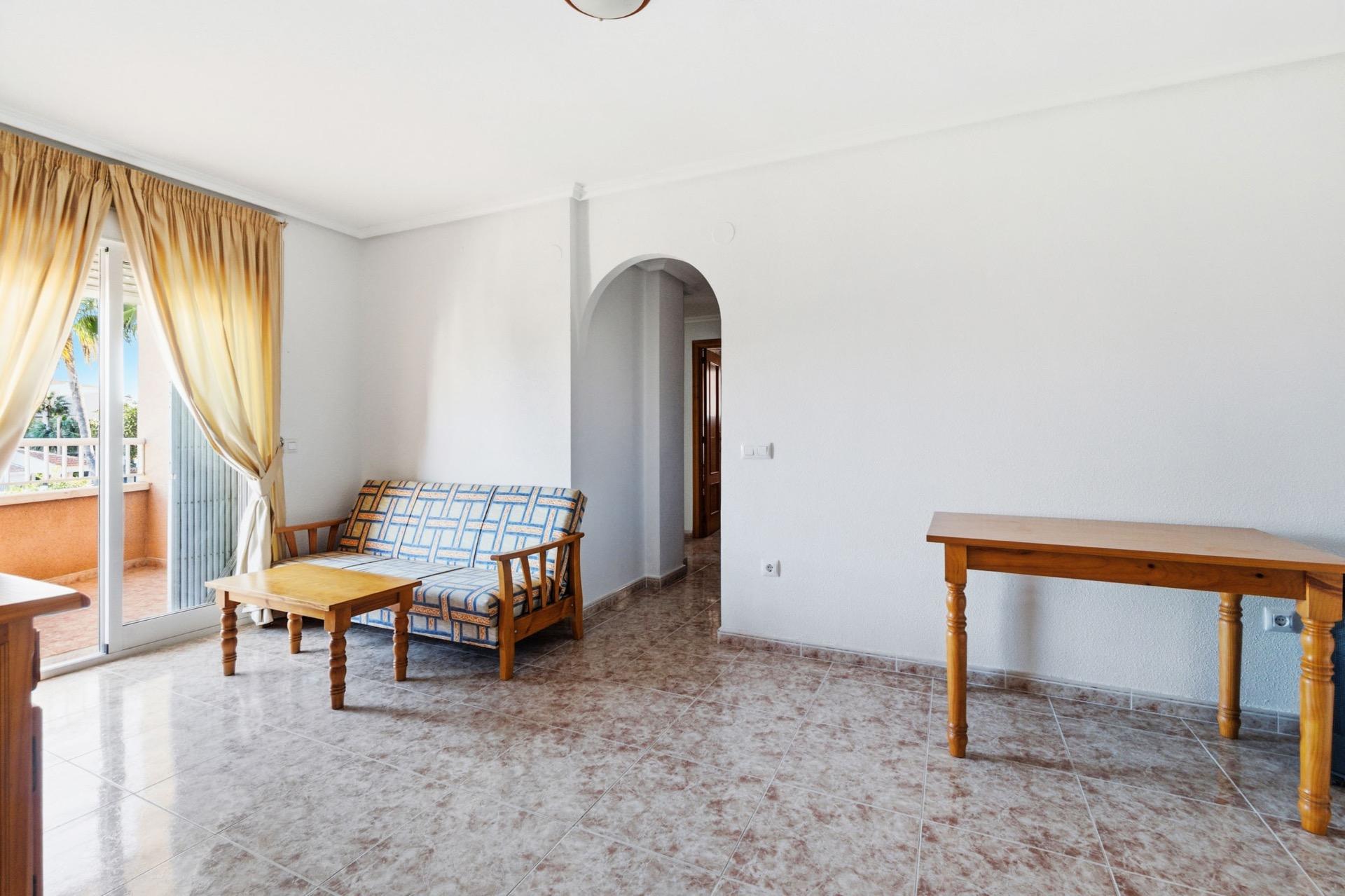 3-Bedroom Apartment in Centro, Torrevieja - Image 5
