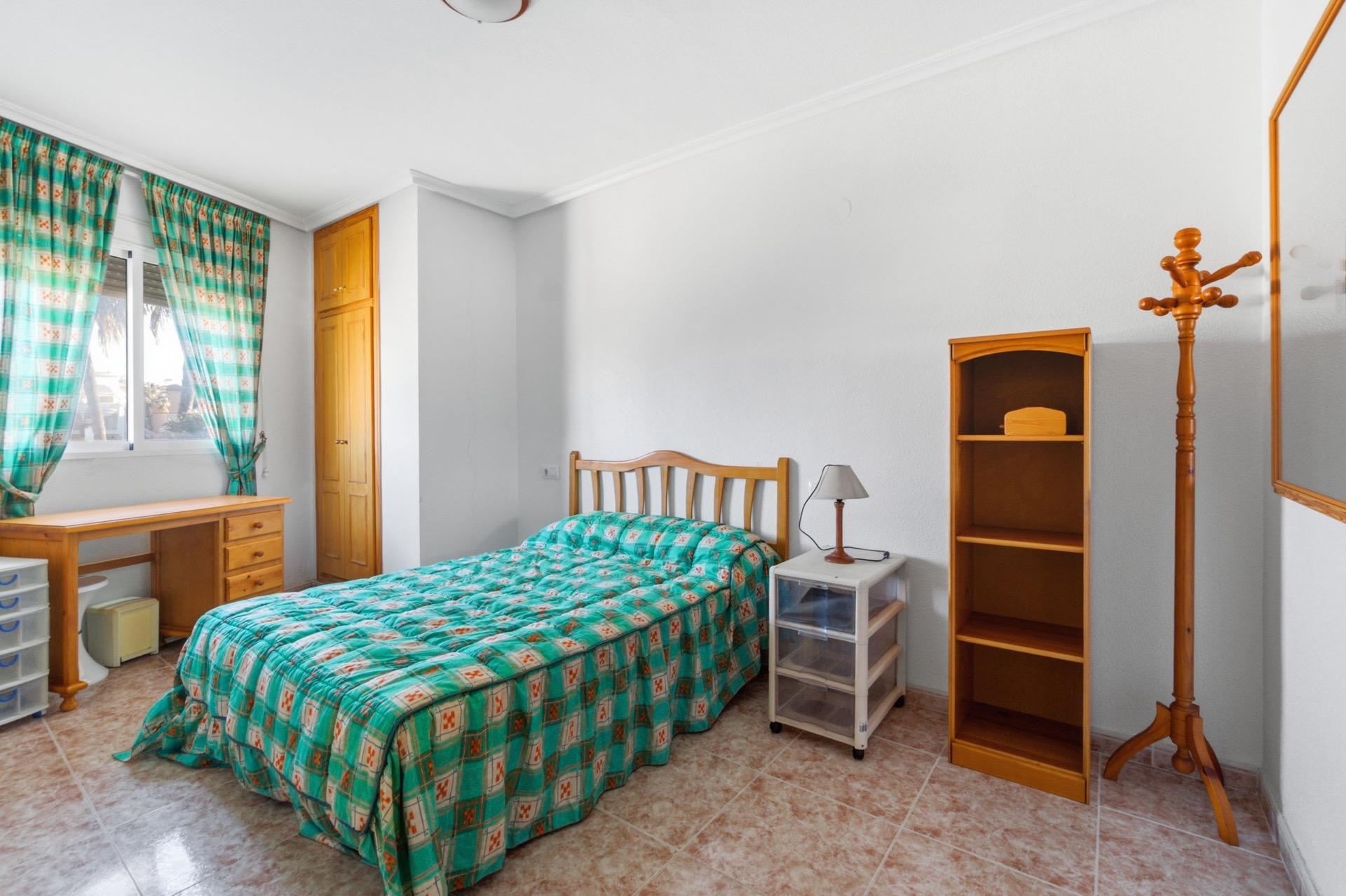 3-Bedroom Apartment in Centro, Torrevieja - Image 9