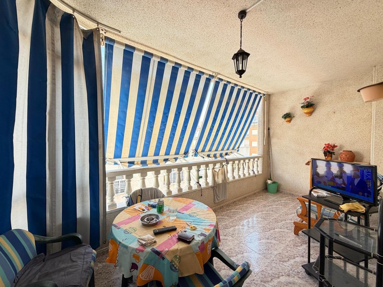 2-Bedroom Apartment in Estacion de Autobuses, Torrevieja - Image 21