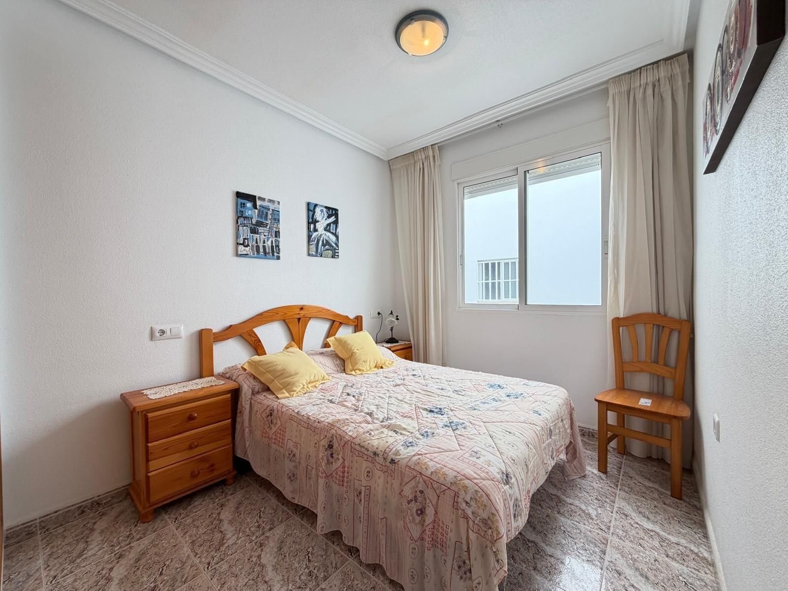 2-Bedroom Apartment in Estacion de Autobuses, Torrevieja - Image 31