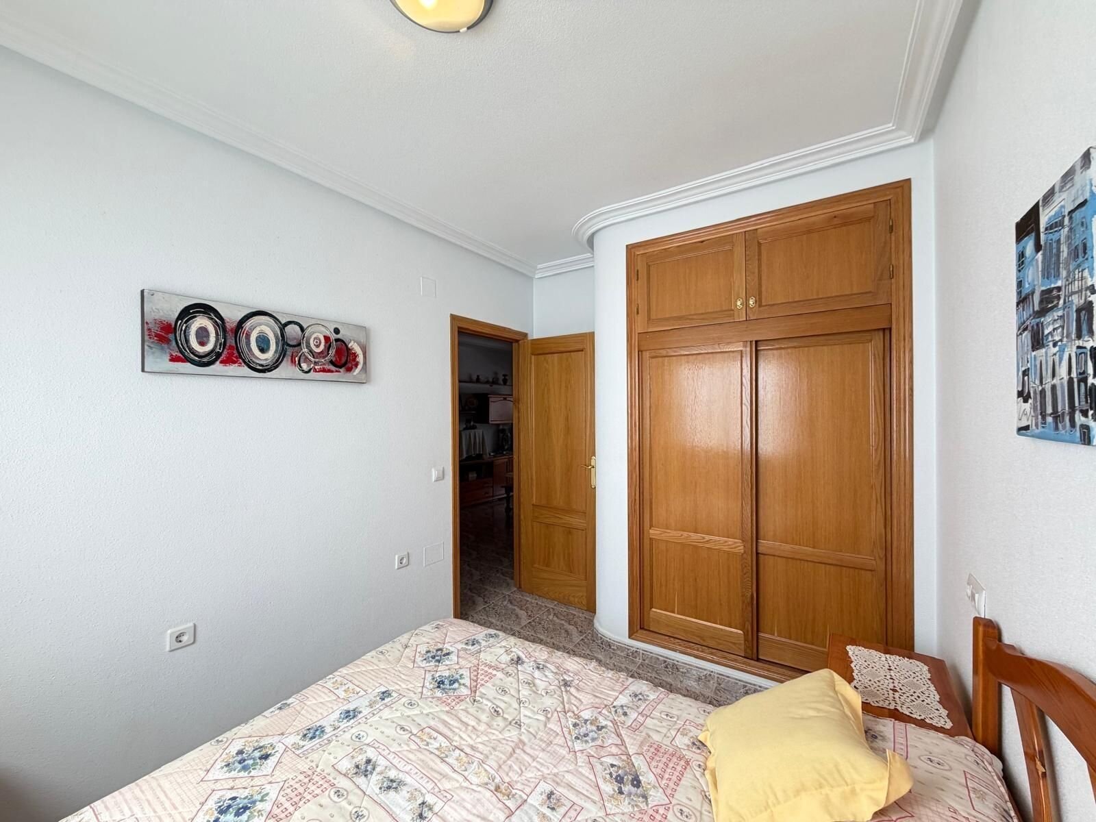 2-Bedroom Apartment in Estacion de Autobuses, Torrevieja - Image 34