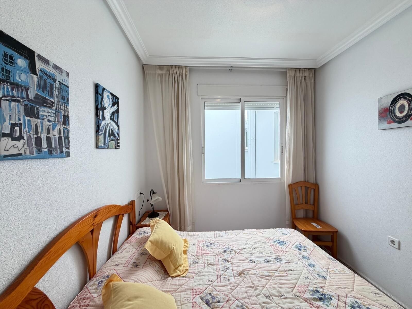2-Bedroom Apartment in Estacion de Autobuses, Torrevieja - Image 36
