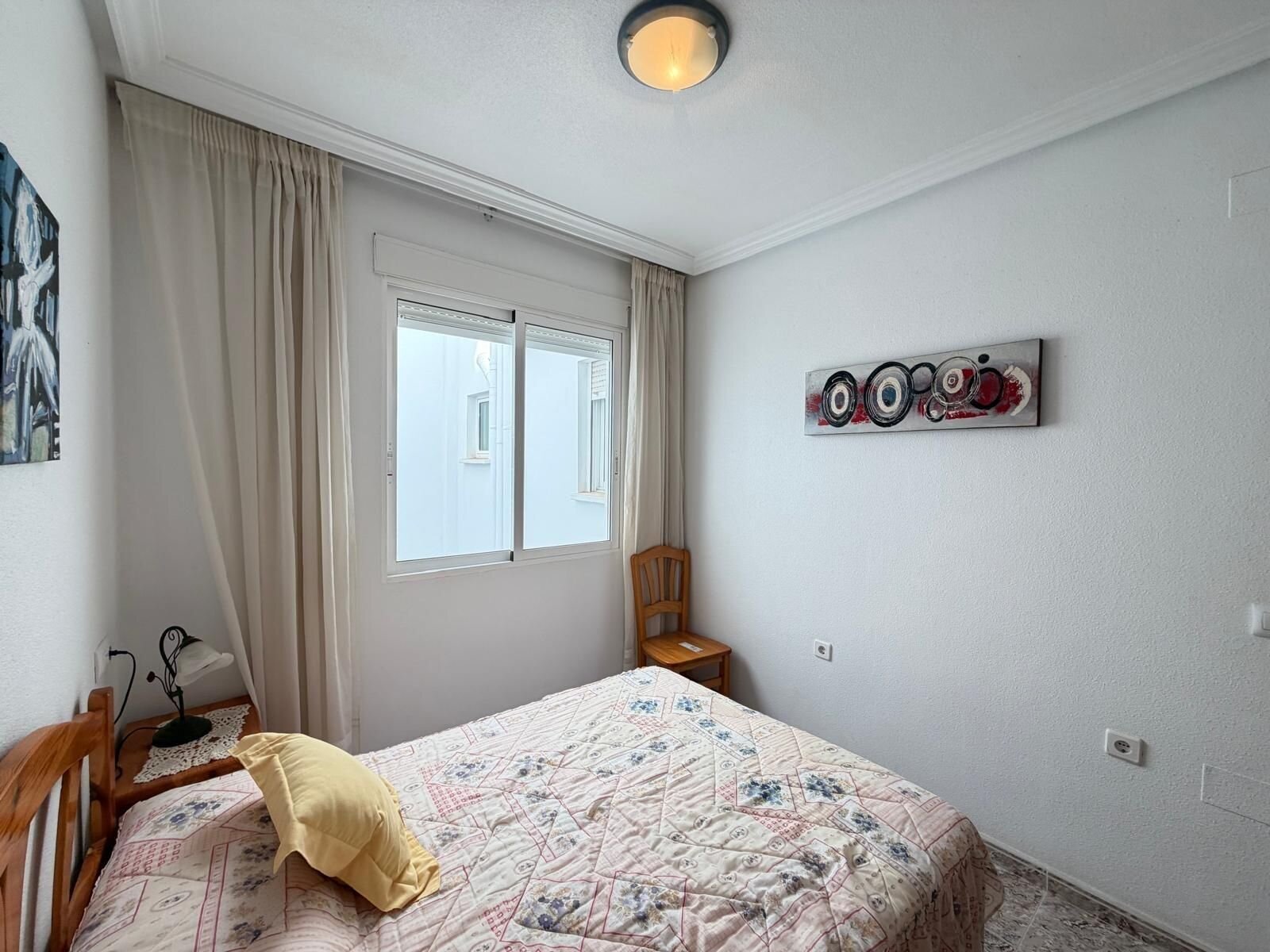 2-Bedroom Apartment in Estacion de Autobuses, Torrevieja - Image 37