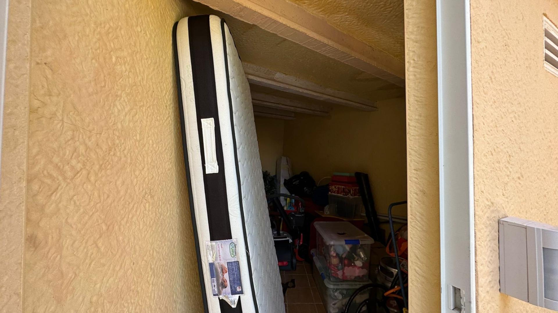 4-Bedroom Villa in La Siesta, Torrevieja - Image 21