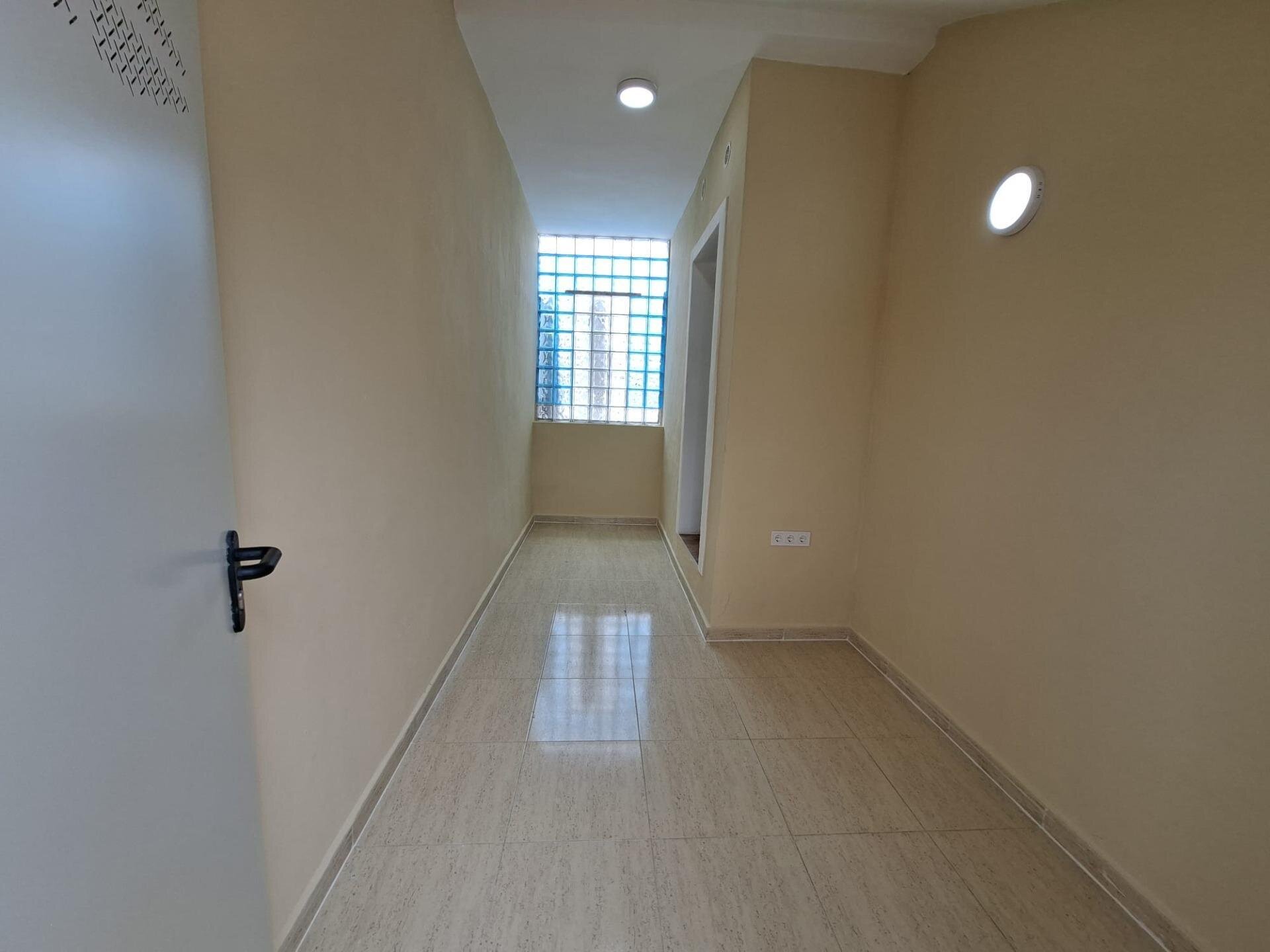 Bungalow met 2 Slaapkamers in Punta Prima, Orihuela Costa - Image 3