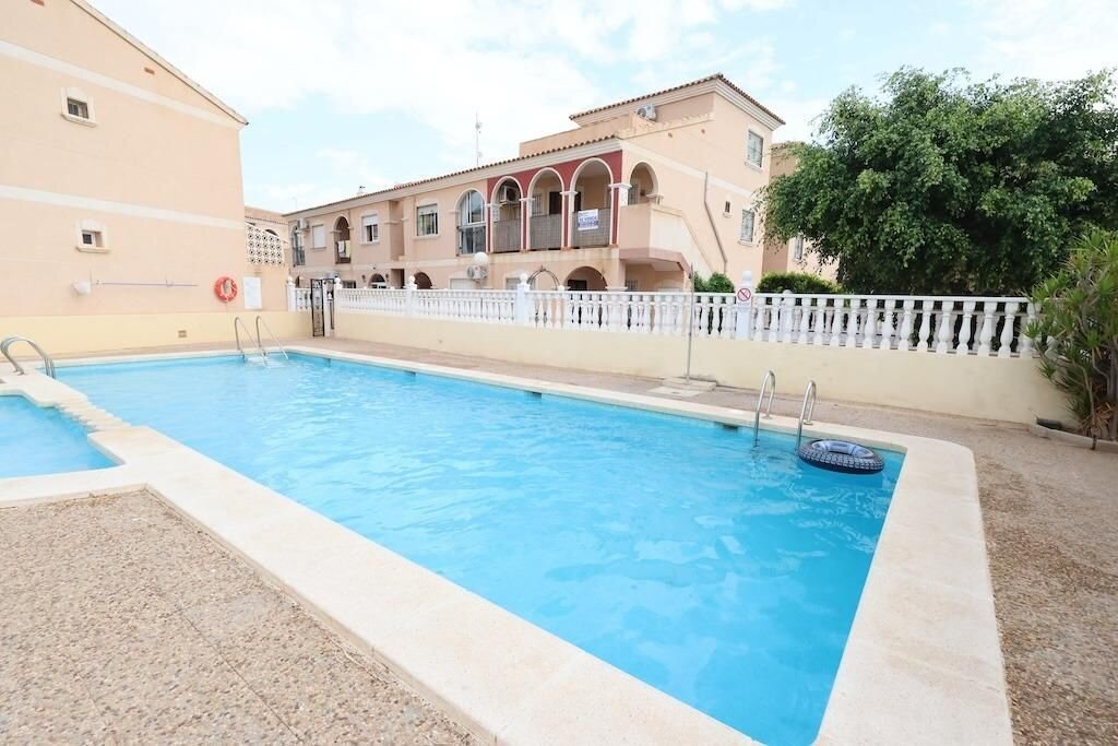 2-Zimmer Bungalow in La Zenia, Orihuela Costa - Image 3