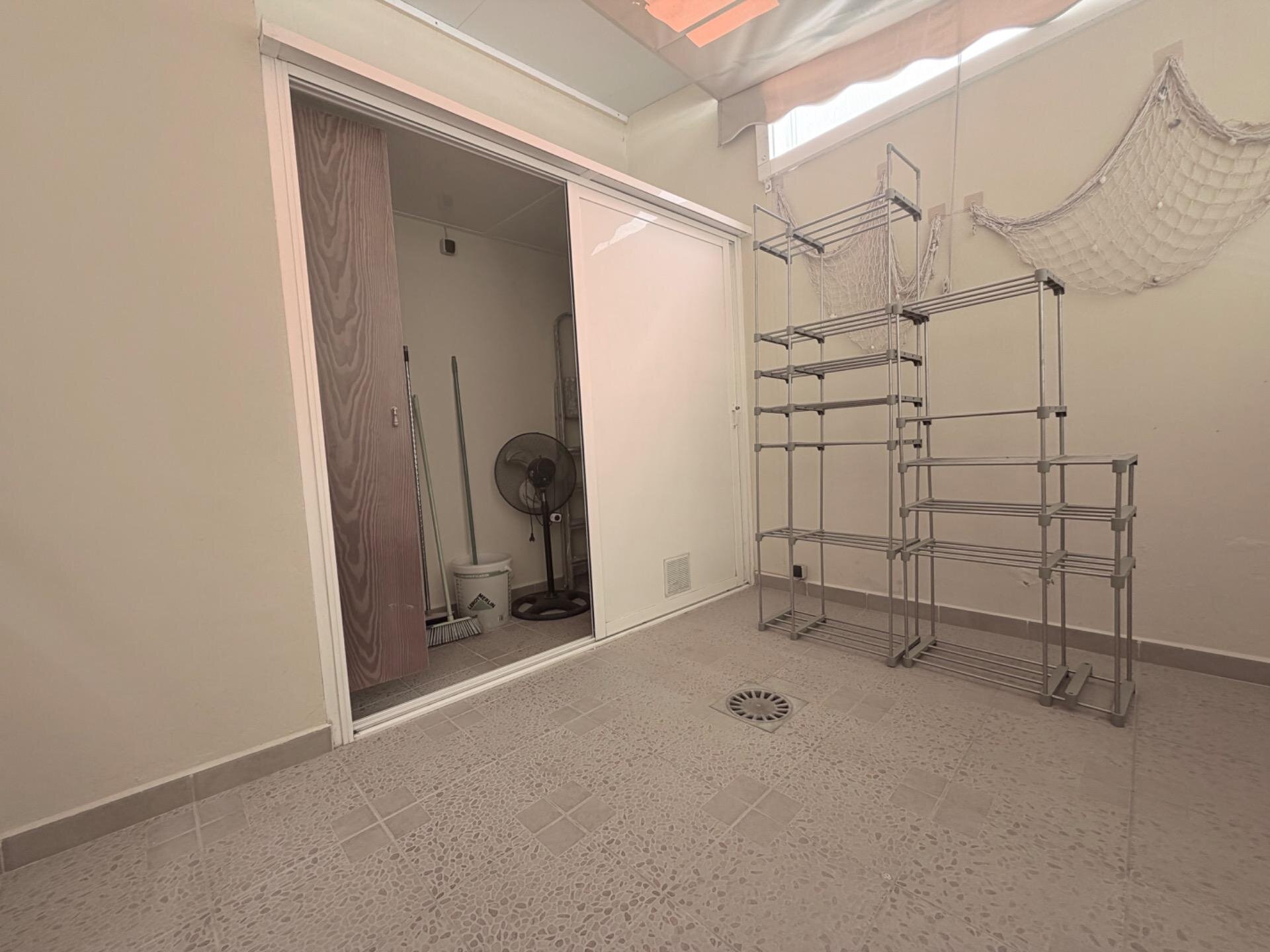1-Bedroom Apartment in La Mata Pueblo, Torrevieja - Image 8