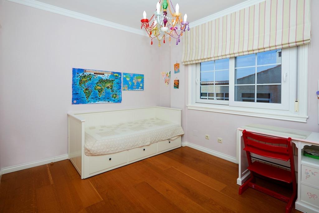 5-Bedroom Villa in Rojales - Image 31