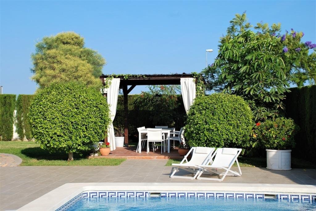 5-Bedroom Villa in Rojales - Image 35