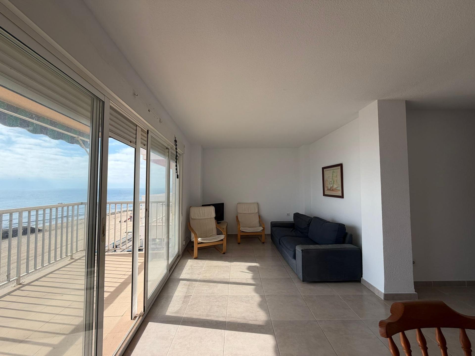 4-Bedroom Apartment in Centro, Torrevieja - Image 2