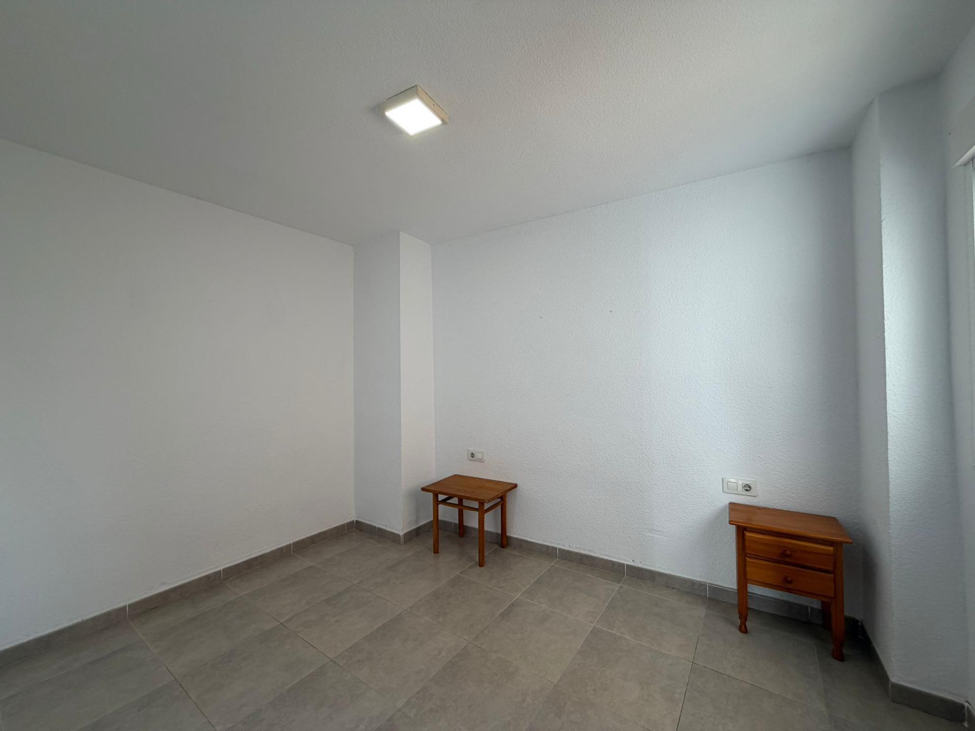 4-Bedroom Apartment in Centro, Torrevieja - Image 23