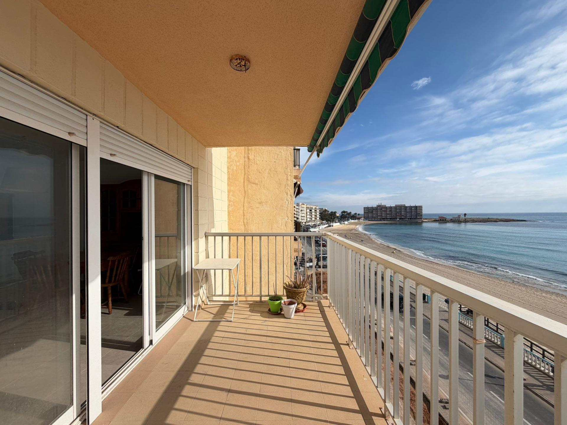 4-Bedroom Apartment in Centro, Torrevieja - Image 31
