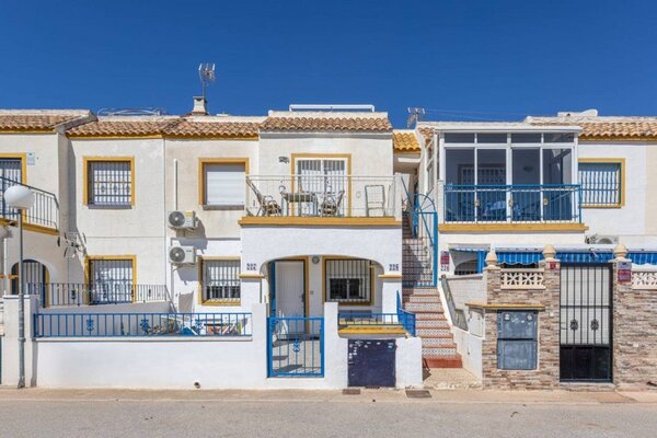 Apartamento de 3 Dormitorios en Parque las Naciones, Torrevieja