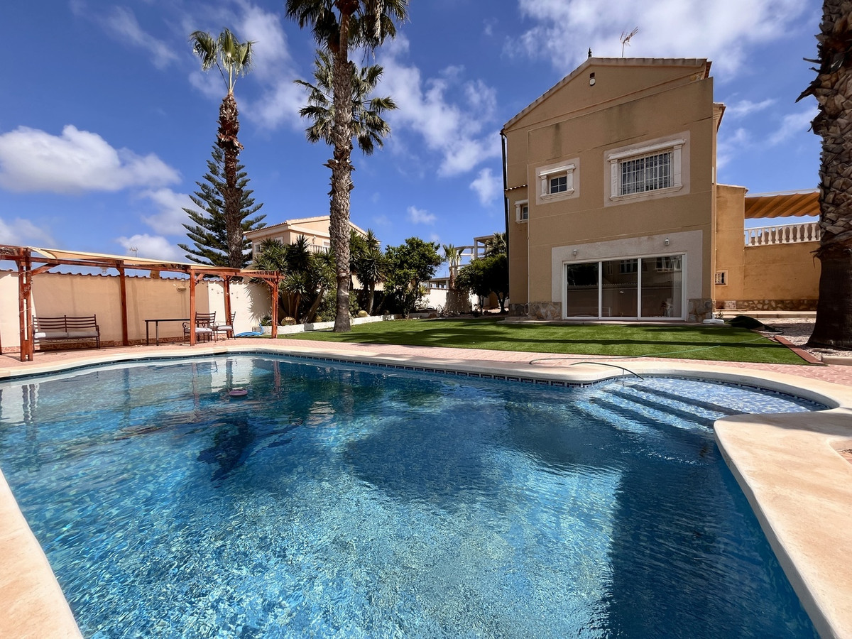 5-Bedroom Detached House in La Zenia, Orihuela Costa | Su... - Image 1