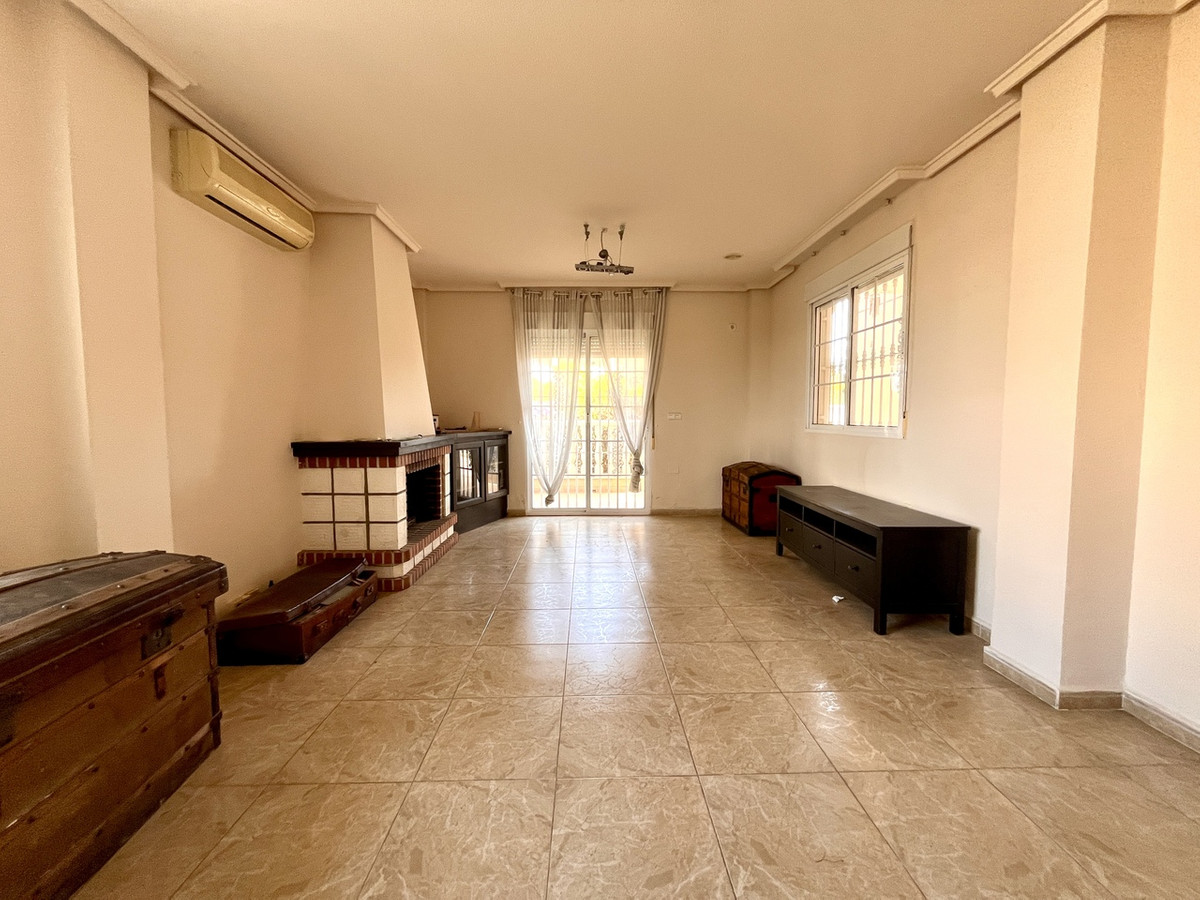 5-Bedroom Detached House in La Zenia, Orihuela Costa | Su... - Image 20