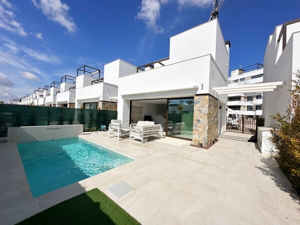 3-Bedroom Villa in Dolores de Pacheco-Santa Rosalía, Los Alcázares