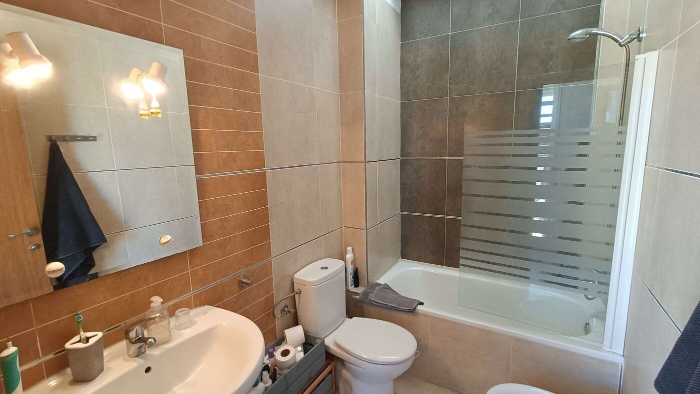 3-Bedroom Quad in Algorfa - Image 18