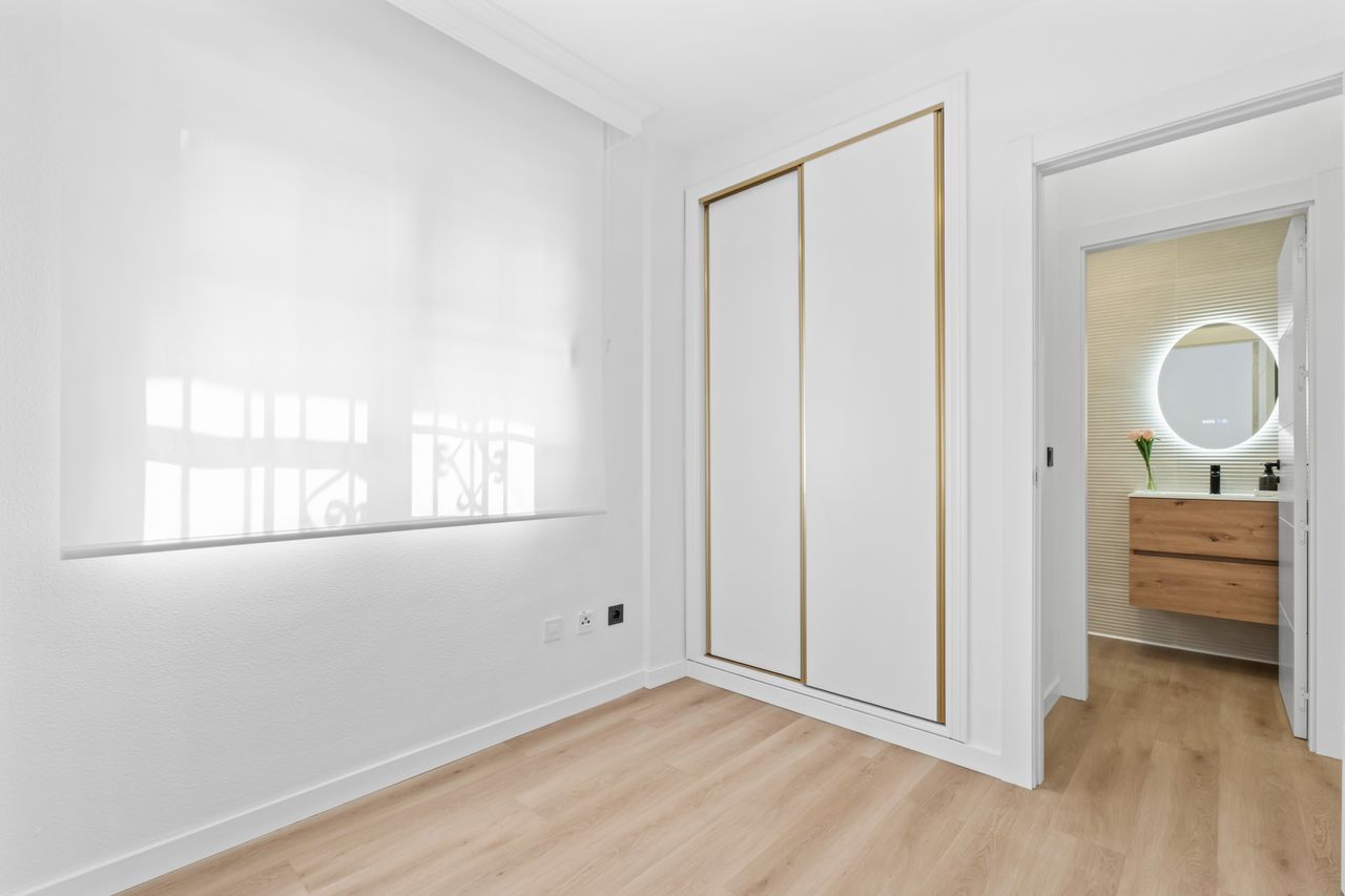 3-Bedroom House in Villamartin, Orihuela Costa - Image 14