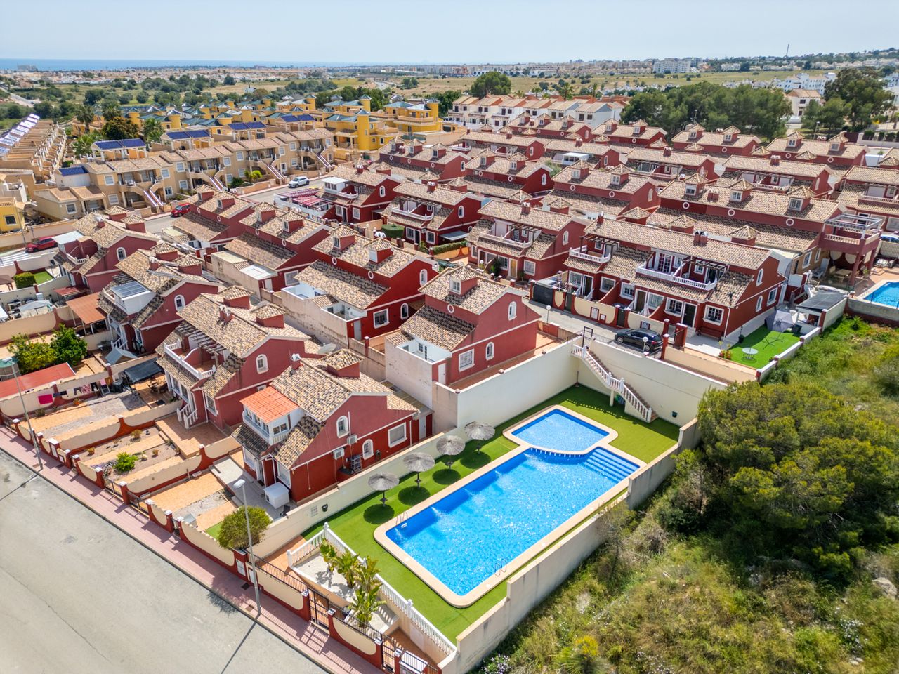 3-Bedroom House in Villamartin, Orihuela Costa - Image 25